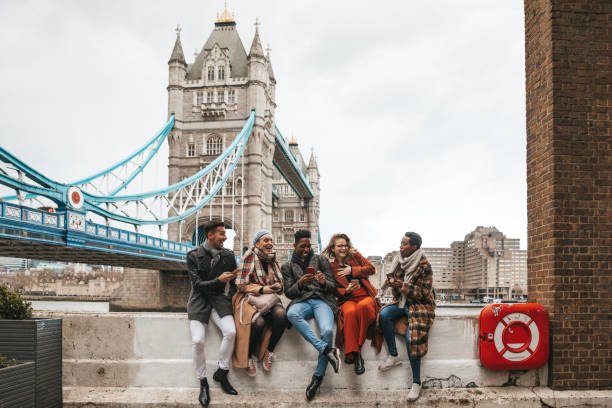 How do I find reliable group travel agencies?